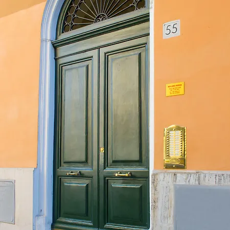 Laurus Colosseo 3*